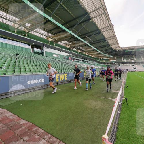 13.09.2026 - 21. swb-Marathon Bremen Michael Burmester http://msf.ph/oto/10319154 13.09.2026 13:17:44 Laufen im Stadion 134, 153, 267, 271, 311, 404, 449, 546, 588, 732, 753, 837, 990, 1057, 1312, 1424, 1425, 1465, 1539, 1790, 1813, 1825, 1844, 1868, 1987, 2056, 2067, 2096, 2123, 2259, 2357, 2358, 2363, 2381, 2389, 2419, 2532, 2550, 2562, 2586, 2601, 2614, 2647, 2655, 2778, 2797, 2821, 2849, 2857, 2880, 2893, 2974, 2984, 2996, 2999, 3096, 3100, 3104, 3146, 3180, 3195, 3210, 3213, 3314, 3337, 3366, 3421, 3431, 3476, 3479, 3501, 3506, 3537, 3548, 3633, 3654, 3740, 4478 meine-sportfotos.de