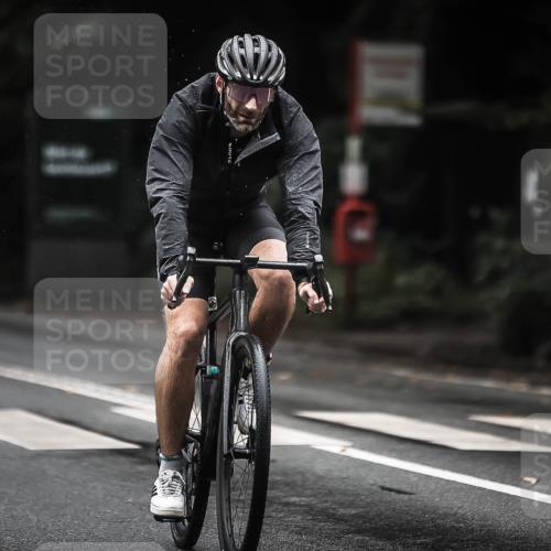 13.09.2026 - Stadtparktriathlon H.Heesch http://msf.ph/oto/10319193 13.09.2026 13:03:28 Radfahren 1078, 1097, 1250, 1348, 1389 meine-sportfotos.de