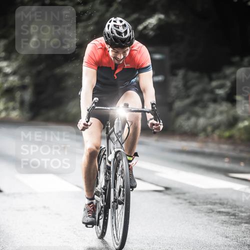 13.09.2026 - Stadtparktriathlon H.Heesch http://msf.ph/oto/10319229 13.09.2026 11:55:11 Radfahren 779, 788, 800, 893, 897, 905, 948 meine-sportfotos.de