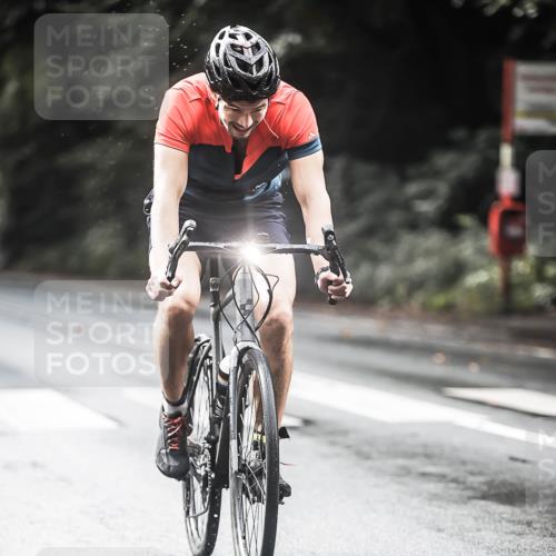 13.09.2026 - Stadtparktriathlon H.Heesch http://msf.ph/oto/10319236 13.09.2026 11:55:11 Radfahren 779, 788, 800, 893, 897, 905, 948 meine-sportfotos.de
