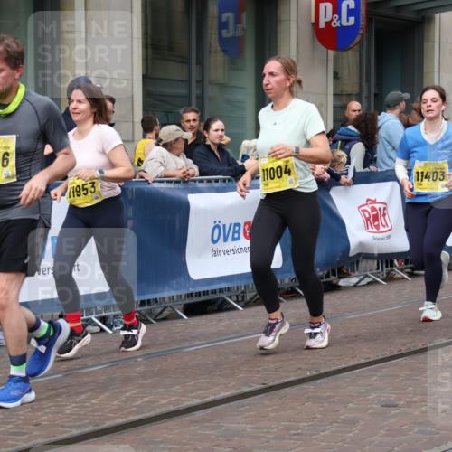13.09.2026 - 21. swb-Marathon Bremen Strokosch-Dieckow http://msf.ph/oto/10319281 13.09.2026 10:58:16 Ziel 10878, 10879, 11004, 11030, 11152, 11189, 11228, 11384, 11403, 11455, 11488, 11686, 11743, 11750, 11953, 11955, 12092, 12180, 12237, 12320, 12499, 12505, 12518, 10249, 10494, 10530, 10543, 10559, 10604, 10673, 10750, 10798, 10826, 10828, 10903, 10914, 10931, 10932, 11120, 11131, 11136, 11202, 11295, 11332, 11388, 11420, 11752, 11863, 11884, 11906, 11952, 12017, 12092, 12386, 12387, 12441, 12482, 12551 meine-sportfotos.de