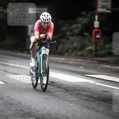 13.09.2026 - Stadtparktriathlon H.Heesch http://msf.ph/oto/10319288 13.09.2026 13:03:34 Radfahren 1097, 1199, 1389 meine-sportfotos.de