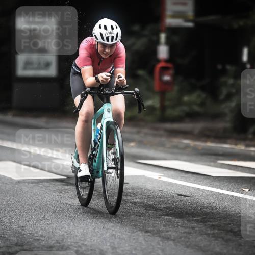 13.09.2026 - Stadtparktriathlon H.Heesch http://msf.ph/oto/10319299 13.09.2026 13:03:34 Radfahren 1097, 1199, 1389 meine-sportfotos.de