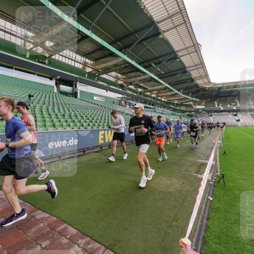 13.09.2026 - 21. swb-Marathon Bremen Michael Burmester http://msf.ph/oto/10319350 13.09.2026 13:18:04 Laufen im Stadion 134, 267, 271, 311, 404, 449, 486, 546, 588, 732, 753, 837, 921, 1057, 1424, 1425, 1431, 1765, 1790, 1813, 1825, 1844, 1868, 1987, 2056, 2067, 2096, 2123, 2137, 2294, 2357, 2358, 2381, 2389, 2419, 2453, 2532, 2550, 2562, 2586, 2601, 2614, 2647, 2655, 2797, 2821, 2849, 2857, 2879, 2880, 2893, 2944, 2984, 2999, 3096, 3100, 3104, 3146, 3180, 3195, 3210, 3213, 3285, 3314, 3337, 3366, 3421, 3431, 3476, 3479, 3506, 3537, 3548, 3619, 3633, 3654, 3740, 3879, 4478 meine-sportfotos.de