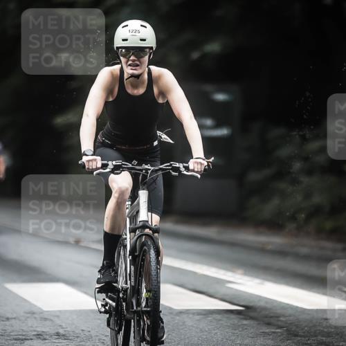 13.09.2026 - Stadtparktriathlon H.Heesch http://msf.ph/oto/10319409 13.09.2026 13:03:43 Radfahren 1191, 1199, 1200, 1218, 1225, 1226, 1311, 1427 meine-sportfotos.de