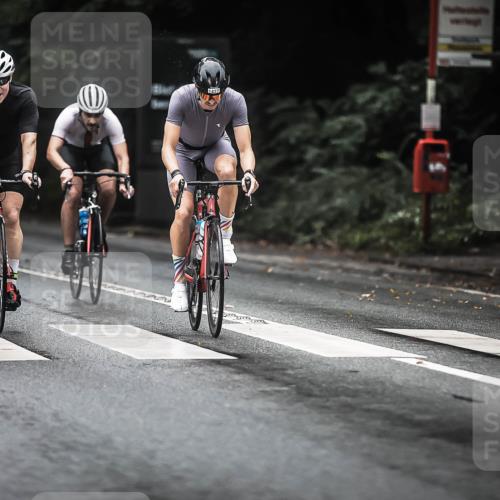 13.09.2026 - Stadtparktriathlon H.Heesch http://msf.ph/oto/10319421 13.09.2026 13:03:45 Radfahren 1191, 1200, 1218, 1225, 1226, 1311, 1427 meine-sportfotos.de