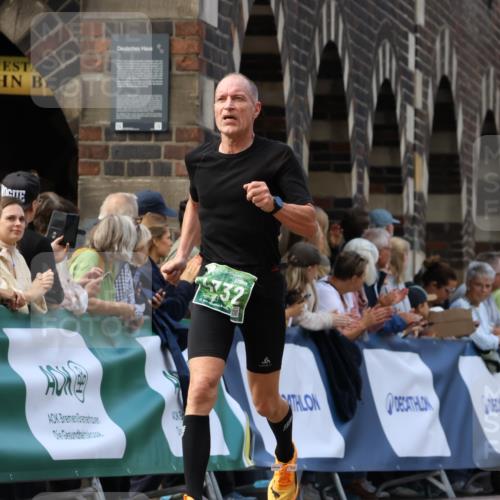 13.09.2026 - 21. swb-Marathon Bremen Strokosch-Dieckow http://msf.ph/oto/10319451 13.09.2026 13:07:47 Ziel 819, 2135, 2706, 3043, 3118, 4743, 4808, 7803, 8060, 8098, 8467, 4732, 6692, 13091, 13160 meine-sportfotos.de