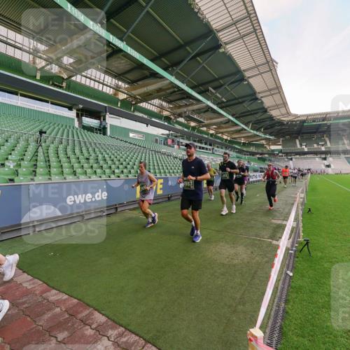 13.09.2026 - 21. swb-Marathon Bremen Michael Burmester http://msf.ph/oto/10319452 13.09.2026 13:18:17 Laufen im Stadion 311, 404, 449, 486, 546, 588, 732, 753, 837, 921, 1057, 1424, 1425, 1431, 1506, 1765, 1790, 1813, 1844, 1868, 2056, 2067, 2096, 2123, 2137, 2224, 2294, 2357, 2358, 2389, 2419, 2453, 2532, 2550, 2557, 2586, 2601, 2614, 2622, 2647, 2655, 2786, 2821, 2845, 2849, 2857, 2879, 2880, 2893, 2944, 2984, 2999, 3072, 3096, 3100, 3104, 3146, 3180, 3195, 3210, 3213, 3285, 3287, 3314, 3337, 3421, 3431, 3476, 3479, 3506, 3537, 3548, 3619, 3633, 3654, 3740, 3879, 4478 meine-sportfotos.de