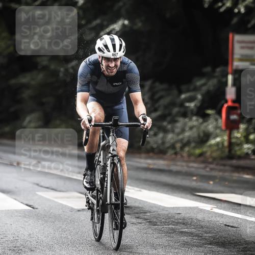 13.09.2026 - Stadtparktriathlon H.Heesch http://msf.ph/oto/10319458 13.09.2026 11:55:28 Radfahren 831, 867, 925 meine-sportfotos.de
