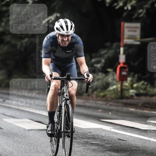 13.09.2026 - Stadtparktriathlon H.Heesch http://msf.ph/oto/10319463 13.09.2026 11:55:29 Radfahren 826, 831, 867, 925 meine-sportfotos.de