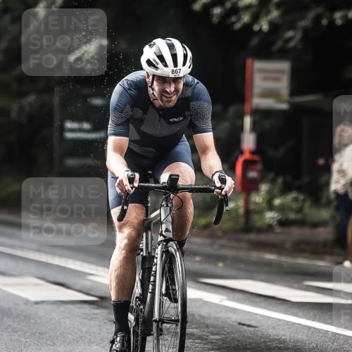 13.09.2026 - Stadtparktriathlon H.Heesch http://msf.ph/oto/10319467 13.09.2026 11:55:29 Radfahren 826, 831, 867, 925 meine-sportfotos.de