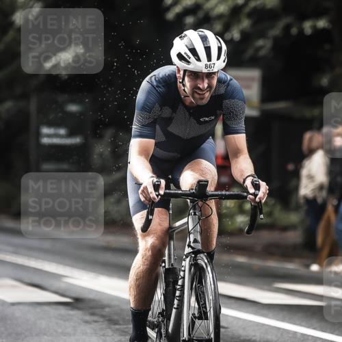 13.09.2026 - Stadtparktriathlon H.Heesch http://msf.ph/oto/10319473 13.09.2026 11:55:29 Radfahren 826, 831, 867, 925 meine-sportfotos.de