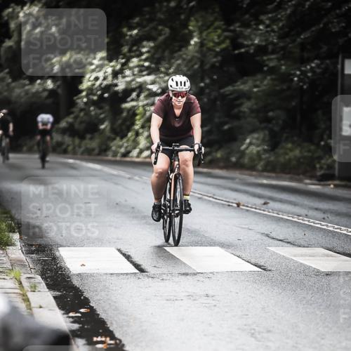 13.09.2026 - Stadtparktriathlon H.Heesch http://msf.ph/oto/10319491 13.09.2026 11:55:34 Radfahren 826, 867, 892 meine-sportfotos.de