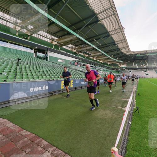 13.09.2026 - 21. swb-Marathon Bremen Michael Burmester http://msf.ph/oto/10319498 13.09.2026 13:18:22 Laufen im Stadion 311, 404, 449, 486, 546, 588, 732, 753, 837, 921, 1057, 1424, 1425, 1431, 1506, 1765, 1790, 1813, 1844, 1868, 2056, 2067, 2096, 2123, 2137, 2224, 2294, 2357, 2358, 2389, 2419, 2453, 2532, 2550, 2557, 2563, 2586, 2601, 2614, 2622, 2647, 2655, 2786, 2845, 2849, 2857, 2879, 2880, 2893, 2944, 2983, 2984, 2999, 3072, 3096, 3100, 3104, 3146, 3180, 3195, 3198, 3210, 3285, 3287, 3314, 3337, 3421, 3431, 3476, 3479, 3506, 3537, 3548, 3619, 3633, 3654, 3740, 3879, 4478 meine-sportfotos.de
