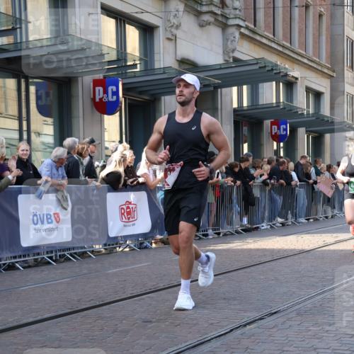 13.09.2026 - 21. swb-Marathon Bremen Strokosch-Dieckow http://msf.ph/oto/10319512 13.09.2026 13:17:32 Ziel 771, 948, 1297, 1631, 1797, 2001, 2125, 2234, 2634, 2812, 3051, 3192, 3760, 4286, 4374, 4498, 4499, 4620, 5530, 5817, 5935, 6290, 8805, 8869, 9400, 9505, 9595, 9596, 9837, 13041, 13107, 560, 842, 2008, 3148, 4171, 4805, 5041, 5550, 6095, 6734, 6759, 6803, 7901, 8100, 8250, 8253, 8446, 8532, 8714, 9075 meine-sportfotos.de