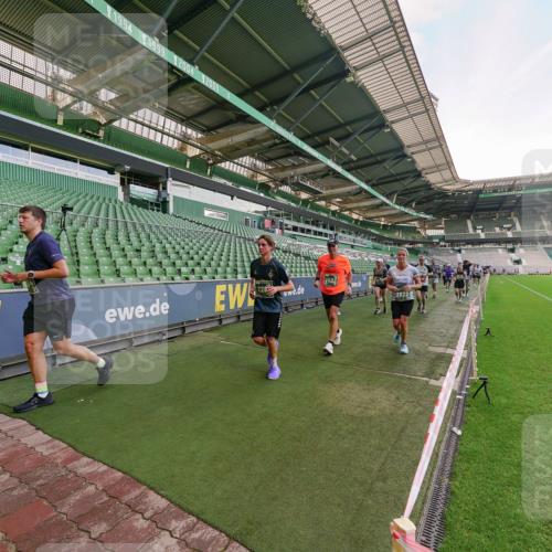 13.09.2026 - 21. swb-Marathon Bremen Michael Burmester http://msf.ph/oto/10319518 13.09.2026 13:18:23 Laufen im Stadion 311, 404, 449, 486, 546, 588, 732, 753, 837, 921, 1057, 1424, 1425, 1431, 1506, 1765, 1790, 1813, 1844, 1868, 2056, 2067, 2096, 2123, 2137, 2224, 2294, 2357, 2358, 2389, 2419, 2453, 2532, 2550, 2557, 2563, 2586, 2601, 2614, 2622, 2647, 2655, 2786, 2845, 2849, 2857, 2879, 2880, 2893, 2944, 2983, 2984, 2999, 3072, 3096, 3100, 3104, 3146, 3180, 3189, 3195, 3198, 3210, 3285, 3287, 3314, 3337, 3421, 3431, 3476, 3479, 3506, 3537, 3548, 3619, 3633, 3654, 3740, 3879, 4478 meine-sportfotos.de