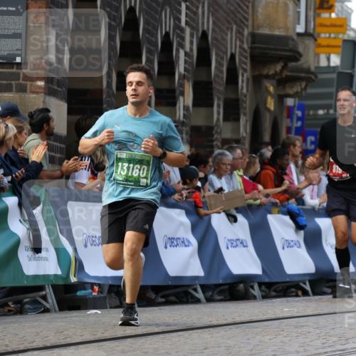13.09.2026 - 21. swb-Marathon Bremen Strokosch-Dieckow http://msf.ph/oto/10319528 13.09.2026 13:07:54 Ziel 819, 2135, 2706, 4743, 4990, 5570, 5976, 7558, 7803, 8060, 8098, 8467, 8611, 8737, 9035, 2098, 2266, 2844, 6692, 13091, 13160 meine-sportfotos.de