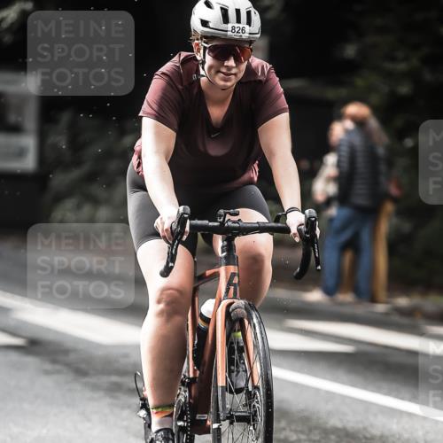 13.09.2026 - Stadtparktriathlon H.Heesch http://msf.ph/oto/10319535 13.09.2026 11:55:36 Radfahren 826, 873, 892 meine-sportfotos.de