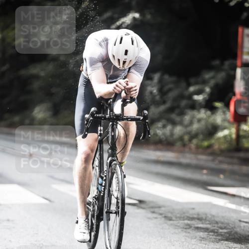 13.09.2026 - Stadtparktriathlon H.Heesch http://msf.ph/oto/10319555 13.09.2026 11:55:40 Radfahren 786, 826, 862, 873, 892 meine-sportfotos.de