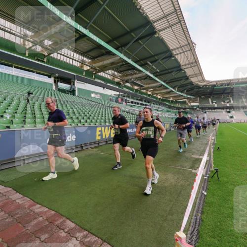 13.09.2026 - 21. swb-Marathon Bremen Michael Burmester http://msf.ph/oto/10319569 13.09.2026 13:18:28 Laufen im Stadion 311, 404, 486, 546, 588, 732, 753, 837, 921, 1057, 1424, 1425, 1431, 1506, 1765, 1790, 1813, 1844, 1868, 2056, 2067, 2096, 2123, 2137, 2224, 2294, 2357, 2358, 2389, 2419, 2453, 2532, 2550, 2557, 2563, 2586, 2601, 2614, 2622, 2647, 2655, 2786, 2843, 2845, 2849, 2857, 2879, 2880, 2893, 2944, 2983, 2984, 2999, 3031, 3046, 3072, 3096, 3100, 3104, 3146, 3180, 3189, 3195, 3198, 3210, 3285, 3287, 3314, 3337, 3421, 3431, 3476, 3479, 3537, 3548, 3619, 3633, 3654, 3740, 3879, 4478 meine-sportfotos.de