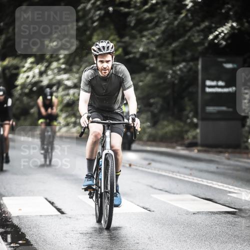 13.09.2026 - Stadtparktriathlon H.Heesch http://msf.ph/oto/10319579 13.09.2026 11:55:42 Radfahren 786, 862, 873, 892 meine-sportfotos.de