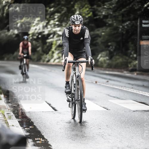 13.09.2026 - Stadtparktriathlon H.Heesch http://msf.ph/oto/10319633 13.09.2026 11:55:45 Radfahren 786, 862, 873, 892, 932 meine-sportfotos.de