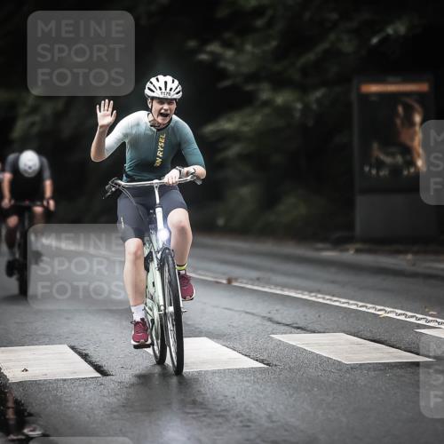 13.09.2026 - Stadtparktriathlon H.Heesch http://msf.ph/oto/10319645 13.09.2026 13:04:20 Radfahren 1170, 1245, 1261, 1275, 1297, 1301 meine-sportfotos.de
