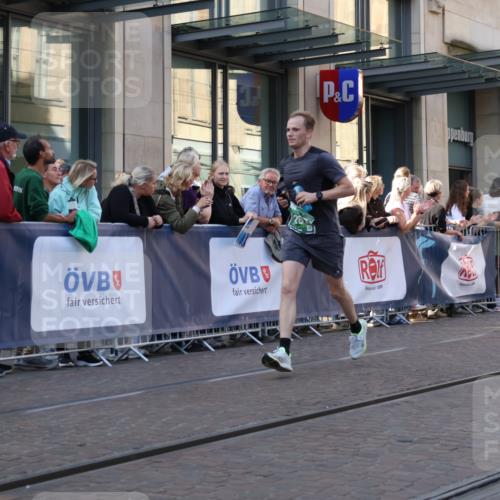 13.09.2026 - 21. swb-Marathon Bremen Strokosch-Dieckow http://msf.ph/oto/10319646 13.09.2026 13:17:36 Ziel 948, 1631, 1797, 2001, 2125, 2634, 2812, 3051, 3192, 3514, 4131, 4286, 4374, 4498, 4499, 4620, 4733, 5530, 5817, 5935, 5948, 6290, 6448, 8805, 8869, 9505, 9595, 9596, 9837, 13041, 13107, 560, 771, 842, 1297, 2008, 2234, 2812, 3148, 3760, 4171, 4498, 4499, 5041, 5550, 6095, 6734, 6803, 7901, 8100, 8250, 8253, 8446, 8532, 8714, 9075, 9400 meine-sportfotos.de