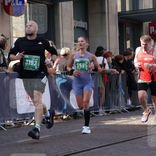 13.09.2026 - 21. swb-Marathon Bremen Strokosch-Dieckow http://msf.ph/oto/10319727 13.09.2026 13:17:38 Ziel 948, 1631, 1797, 2001, 2125, 2260, 2634, 2671, 3051, 3192, 3241, 3514, 4131, 4286, 4374, 4733, 5530, 5695, 5817, 5935, 5948, 6290, 6448, 8094, 8805, 8869, 8943, 8944, 9505, 9595, 9596, 9837, 13041, 560, 771, 842, 1297, 2008, 2234, 2812, 3148, 3760, 4171, 4498, 4499, 4620, 5041, 5550, 6095, 6734, 6803, 7901, 8100, 8250, 8253, 8446, 8532, 8714, 9075, 9400, 9505, 13107 meine-sportfotos.de