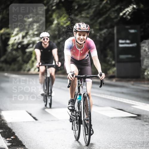 13.09.2026 - Stadtparktriathlon H.Heesch http://msf.ph/oto/10319733 13.09.2026 11:55:55 Radfahren 739, 865, 932, 985 meine-sportfotos.de