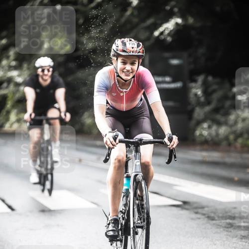 13.09.2026 - Stadtparktriathlon H.Heesch http://msf.ph/oto/10319747 13.09.2026 11:55:55 Radfahren 739, 865, 932, 985 meine-sportfotos.de