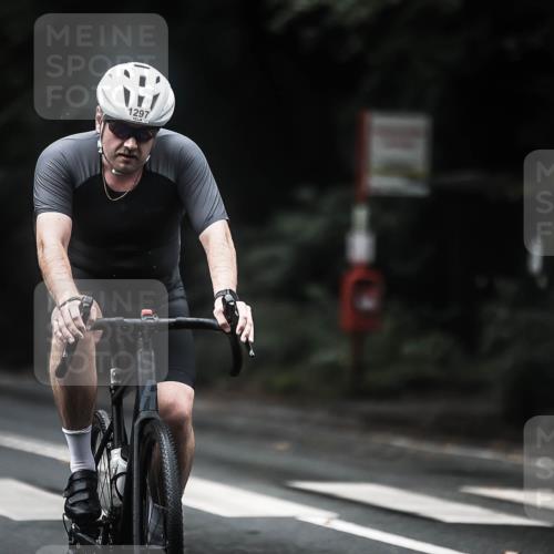 13.09.2026 - Stadtparktriathlon H.Heesch http://msf.ph/oto/10319749 13.09.2026 13:04:23 Radfahren 1170, 1196, 1245, 1261, 1269, 1297, 1301 meine-sportfotos.de