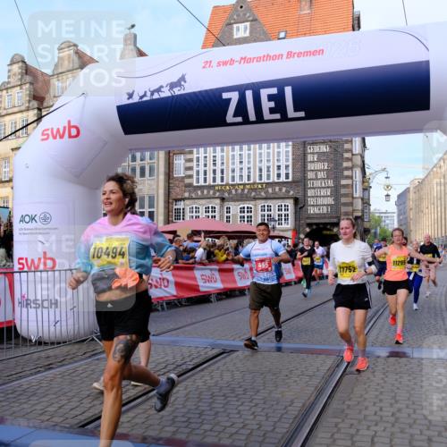 13.09.2026 - 21. swb-Marathon Bremen Tim E. http://msf.ph/oto/10319756 13.09.2026 10:58:28 Ziel 10249, 10494, 10530, 10543, 10604, 10673, 10750, 10798, 10826, 10828, 10903, 10914, 10931, 10932, 11120, 11131, 11202, 11295, 11388, 11420, 11752, 11884, 11906, 11952, 12017, 12386, 12387, 12441, 12482 meine-sportfotos.de