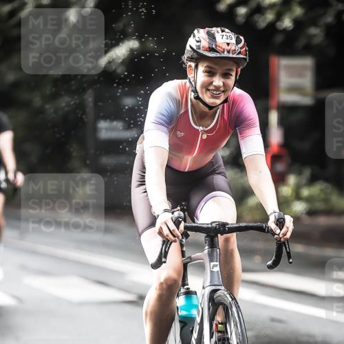 13.09.2026 - Stadtparktriathlon H.Heesch http://msf.ph/oto/10319764 13.09.2026 11:55:56 Radfahren 739, 865, 985 meine-sportfotos.de