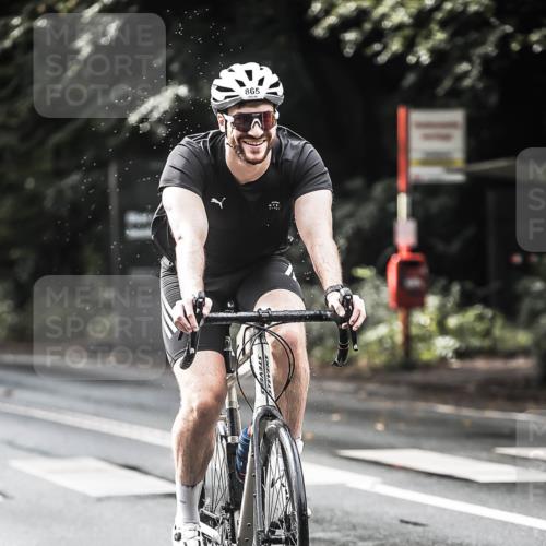 13.09.2026 - Stadtparktriathlon H.Heesch http://msf.ph/oto/10319797 13.09.2026 11:55:57 Radfahren 739, 865, 927, 985 meine-sportfotos.de