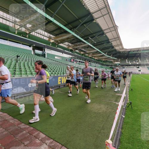 13.09.2026 - 21. swb-Marathon Bremen Michael Burmester http://msf.ph/oto/10319821 13.09.2026 13:18:55 Laufen im Stadion 311, 333, 404, 486, 512, 546, 732, 753, 837, 921, 938, 1156, 1424, 1425, 1431, 1506, 1765, 1790, 1844, 1868, 2056, 2123, 2137, 2224, 2240, 2294, 2315, 2357, 2358, 2419, 2453, 2557, 2563, 2601, 2614, 2622, 2626, 2647, 2689, 2702, 2703, 2722, 2786, 2843, 2845, 2849, 2857, 2879, 2880, 2893, 2944, 2983, 2999, 3031, 3046, 3072, 3096, 3100, 3116, 3146, 3180, 3189, 3198, 3210, 3263, 3285, 3287, 3337, 3421, 3431, 3476, 3537, 3548, 3619, 3633, 3654, 3740, 3879, 4478 meine-sportfotos.de