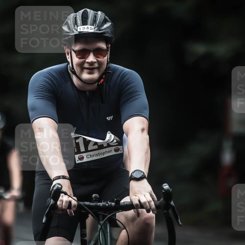 13.09.2026 - Stadtparktriathlon H.Heesch http://msf.ph/oto/10319830 13.09.2026 13:04:27 Radfahren 1170, 1196, 1245, 1261, 1269, 1286, 1297, 1301 meine-sportfotos.de