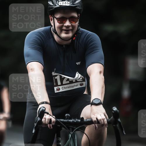 13.09.2026 - Stadtparktriathlon H.Heesch http://msf.ph/oto/10319835 13.09.2026 13:04:27 Radfahren 1170, 1196, 1245, 1261, 1269, 1286, 1297, 1301 meine-sportfotos.de