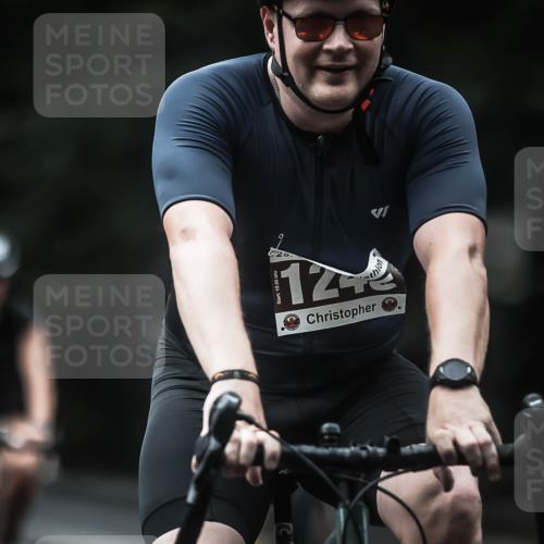13.09.2026 - Stadtparktriathlon H.Heesch http://msf.ph/oto/10319840 13.09.2026 13:04:27 Radfahren 1170, 1196, 1245, 1261, 1269, 1286, 1297, 1301 meine-sportfotos.de