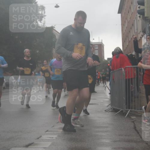 13.09.2026 - Kiel Lauf Markus Tischler http://msf.ph/oto/10319893 13.09.2026 10:51:27 Fleethörn 7467, 3962, 5691, 5650, 5073, 880 meine-sportfotos.de