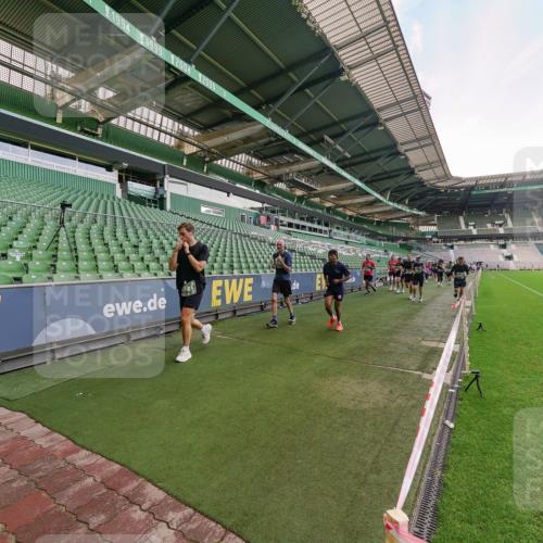 13.09.2026 - 21. swb-Marathon Bremen Michael Burmester http://msf.ph/oto/10319907 13.09.2026 13:19:03 Laufen im Stadion 311, 333, 404, 486, 512, 546, 732, 753, 837, 921, 938, 1156, 1431, 1506, 1765, 1844, 1868, 1916, 2056, 2123, 2137, 2224, 2240, 2294, 2315, 2357, 2358, 2453, 2557, 2563, 2614, 2622, 2626, 2647, 2689, 2702, 2703, 2722, 2786, 2843, 2845, 2849, 2857, 2879, 2880, 2893, 2944, 2983, 2999, 3031, 3046, 3072, 3096, 3100, 3116, 3146, 3189, 3198, 3210, 3243, 3263, 3285, 3287, 3315, 3476, 3537, 3548, 3619, 3633, 3654, 3740, 3879, 4478 meine-sportfotos.de