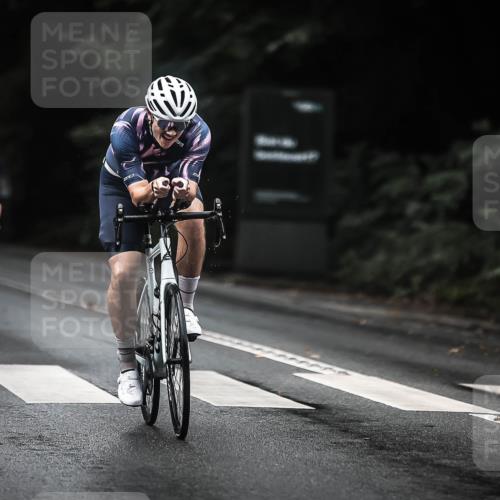 13.09.2026 - Stadtparktriathlon H.Heesch http://msf.ph/oto/10319944 13.09.2026 13:04:37 Radfahren 1205, 1211, 1268, 1271, 1286, 1316, 1338 meine-sportfotos.de