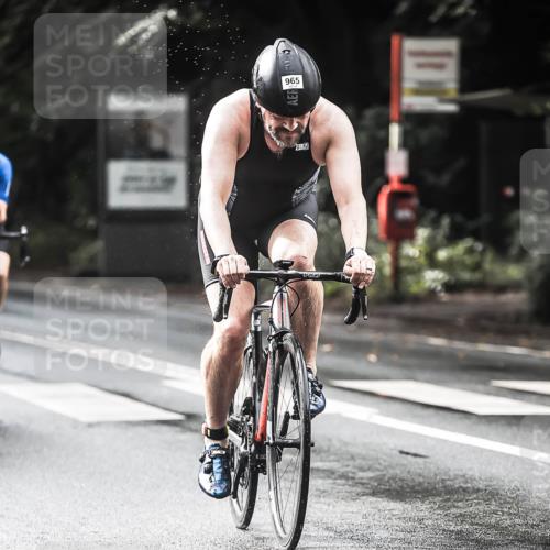13.09.2026 - Stadtparktriathlon H.Heesch http://msf.ph/oto/10319945 13.09.2026 11:56:05 Radfahren 745, 857, 927, 965, 985 meine-sportfotos.de