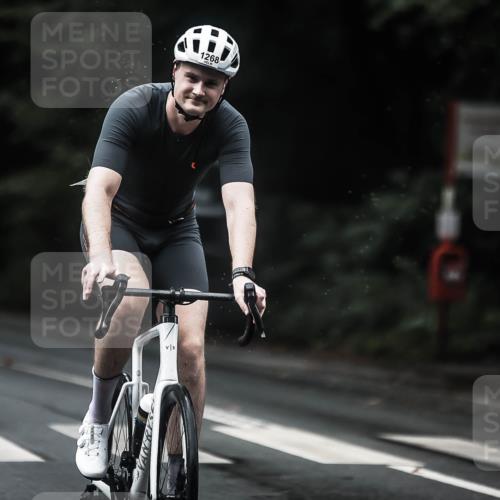 13.09.2026 - Stadtparktriathlon H.Heesch http://msf.ph/oto/10319985 13.09.2026 13:04:39 Radfahren 1205, 1211, 1268, 1271, 1286, 1316, 1338 meine-sportfotos.de