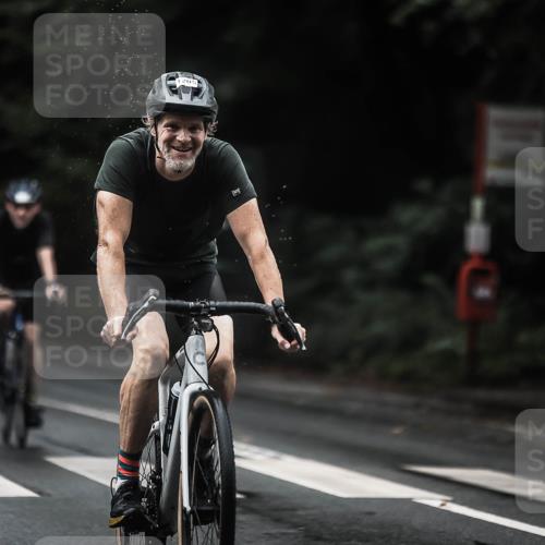 13.09.2026 - Stadtparktriathlon H.Heesch http://msf.ph/oto/10320022 13.09.2026 13:04:40 Radfahren 1205, 1211, 1268, 1271, 1316, 1338 meine-sportfotos.de