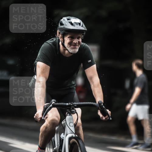 13.09.2026 - Stadtparktriathlon H.Heesch http://msf.ph/oto/10320043 13.09.2026 13:04:41 Radfahren 1205, 1211, 1241, 1268, 1271, 1316, 1338 meine-sportfotos.de