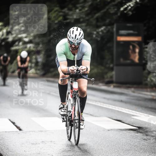 13.09.2026 - Stadtparktriathlon H.Heesch http://msf.ph/oto/10320046 13.09.2026 11:56:20 Radfahren 842, 858, 879, 919, 990, 1059 meine-sportfotos.de