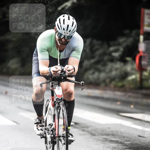 13.09.2026 - Stadtparktriathlon H.Heesch http://msf.ph/oto/10320072 13.09.2026 11:56:20 Radfahren 842, 858, 879, 919, 990, 1059 meine-sportfotos.de