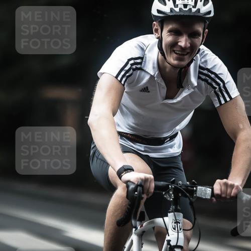 13.09.2026 - Stadtparktriathlon H.Heesch http://msf.ph/oto/10320104 13.09.2026 13:04:44 Radfahren 1192, 1205, 1211, 1241, 1268, 1271, 1316 meine-sportfotos.de