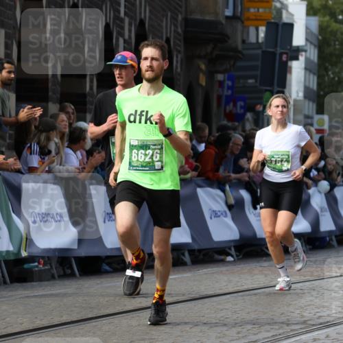 13.09.2026 - 21. swb-Marathon Bremen Strokosch-Dieckow http://msf.ph/oto/10320148 13.09.2026 13:24:43 Ziel 789, 790, 1250, 2295, 2491, 3994, 4000, 4559, 5012, 5572, 5668, 5669, 5928, 5929, 5953, 6080, 7069, 7081, 7156, 7568, 8310, 8415, 8784, 9264, 9573, 9676, 9916, 972, 2761, 3015, 4113, 4198, 4262, 4973, 5664, 6079, 6360, 6544, 6807, 7409, 7854, 8853, 9152, 10103 meine-sportfotos.de